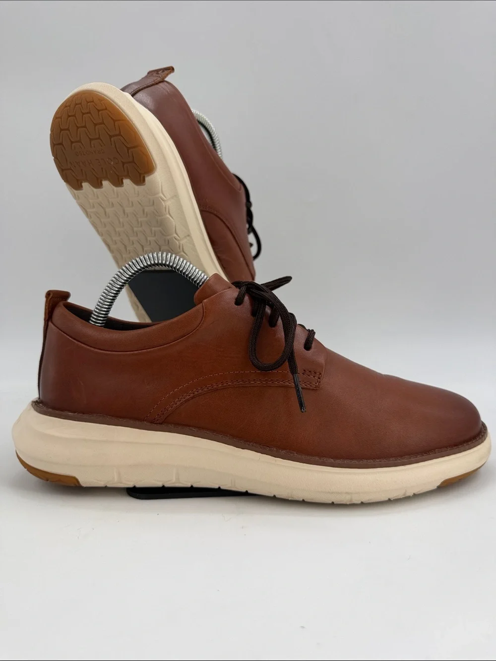 Cole Haan Men's Grand Remix Oxford Derby Dress Shoe British Tan-Ivory Mens 7.0